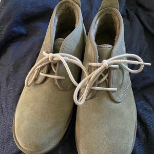 Uggs Men’s Gray Boot-